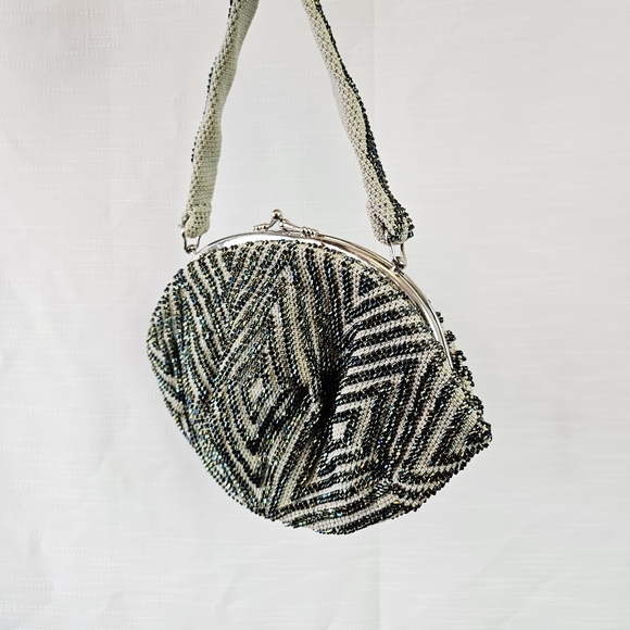 Vintage Beaded Handbag - Picture 2 of 8